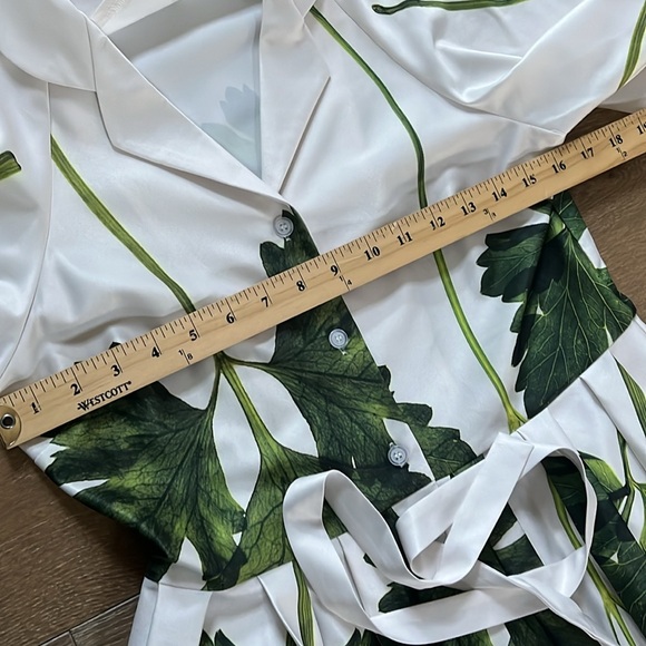 Reckless Ericka Flutter Sleeve Clover Collar Maxi Garden Dress sz medium - Picture 6 of 12